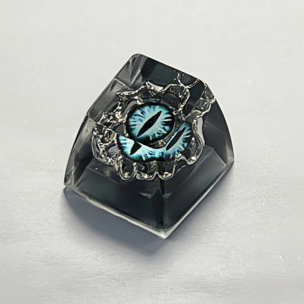 Dragon’s Eye Resin Artisan Keycap
